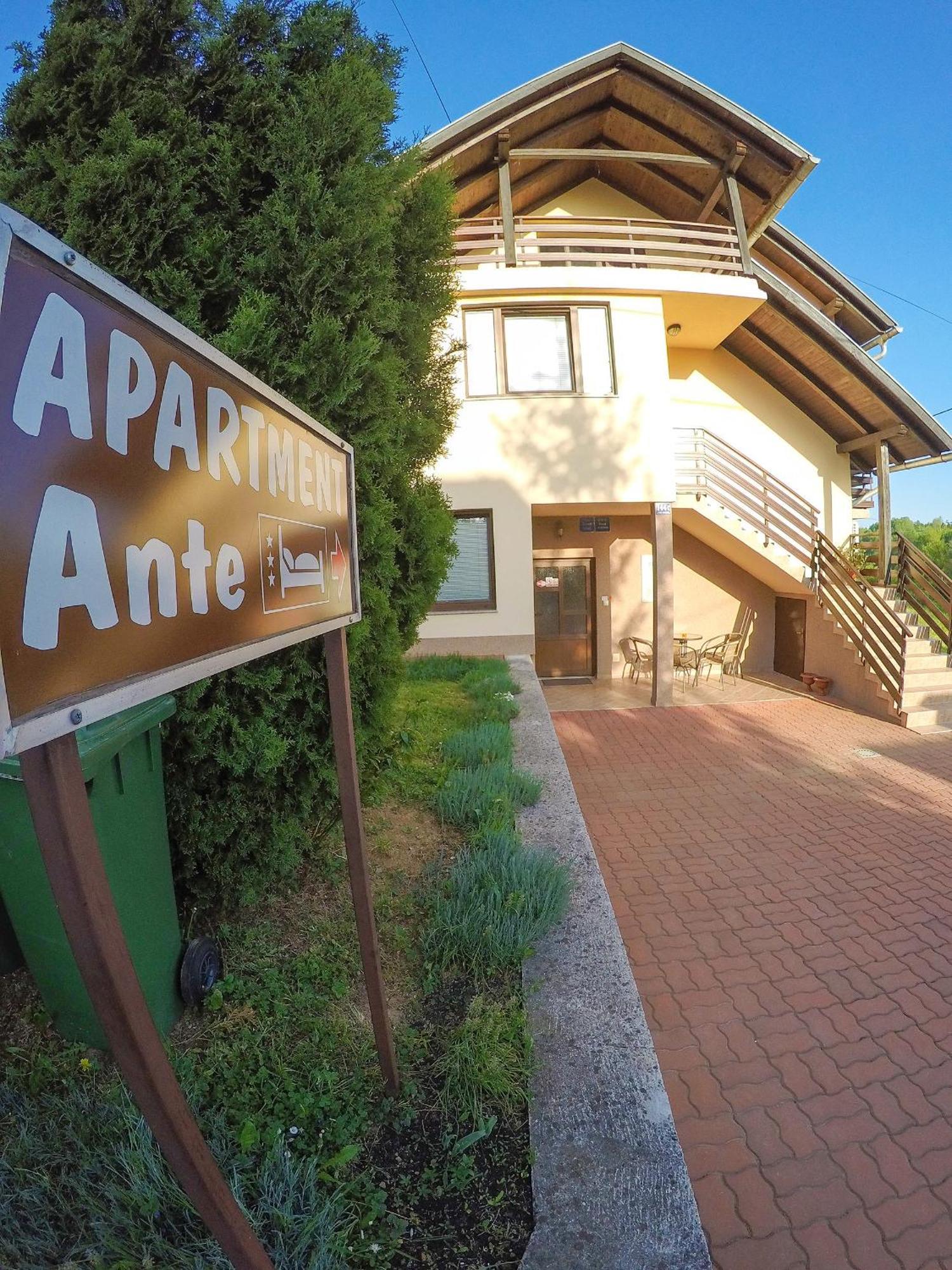 Apartment Ante Слуни Экстерьер фото