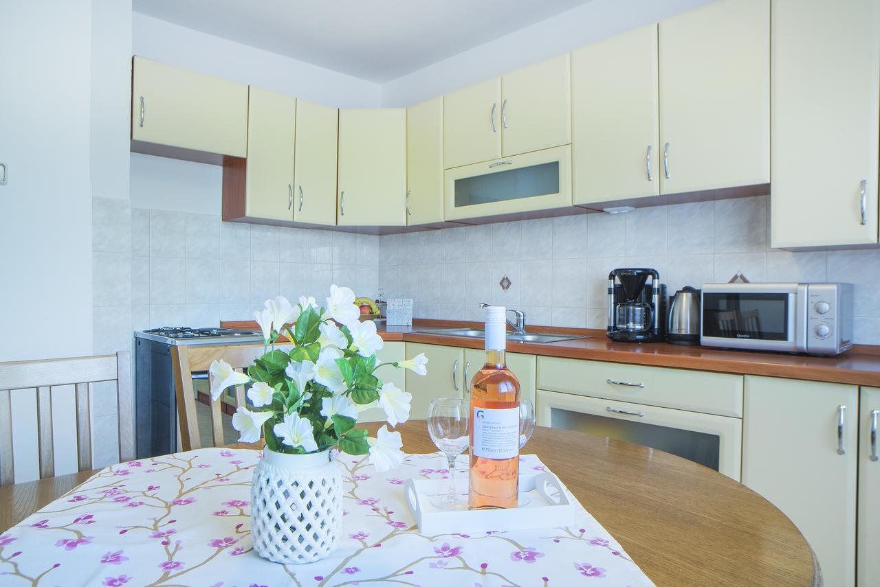 Apartment Ante Слуни Экстерьер фото