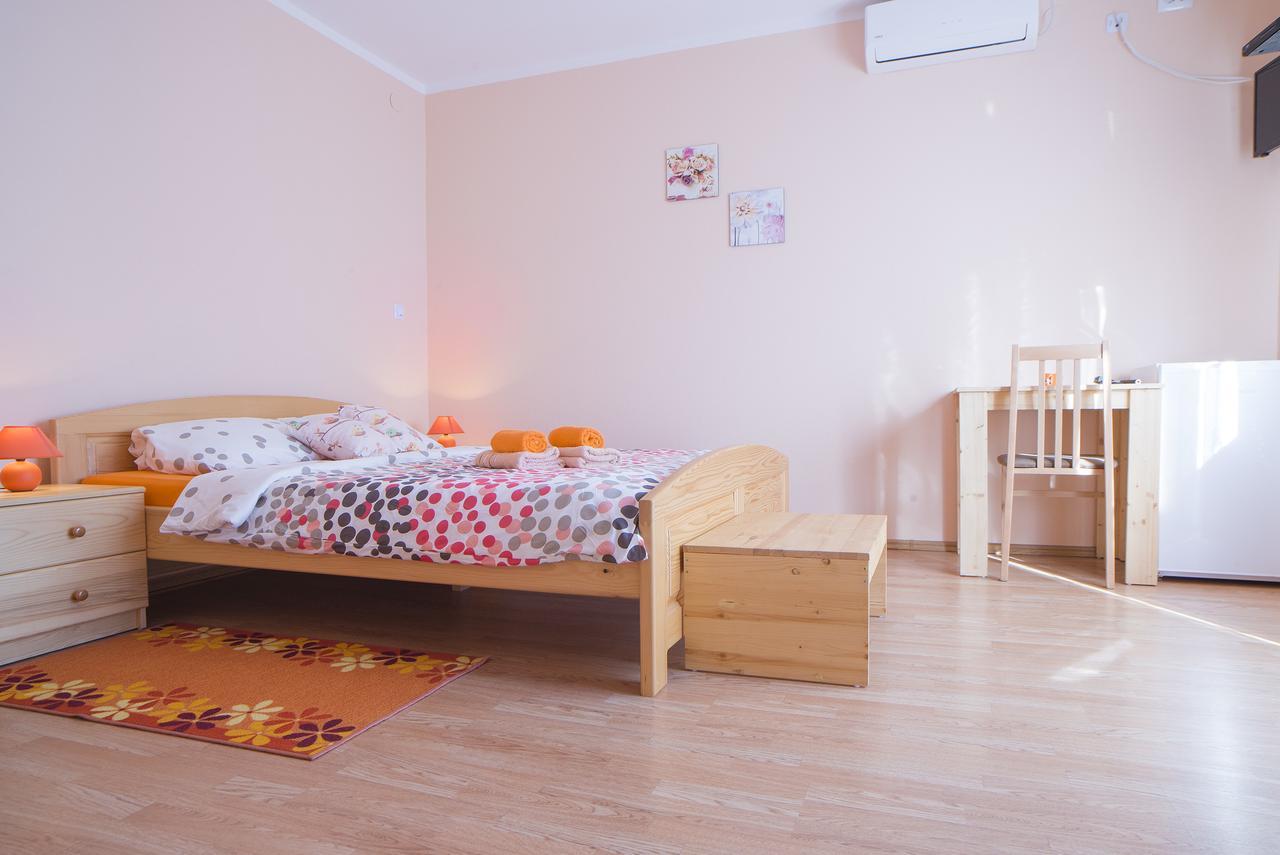 Apartment Ante Слуни Экстерьер фото