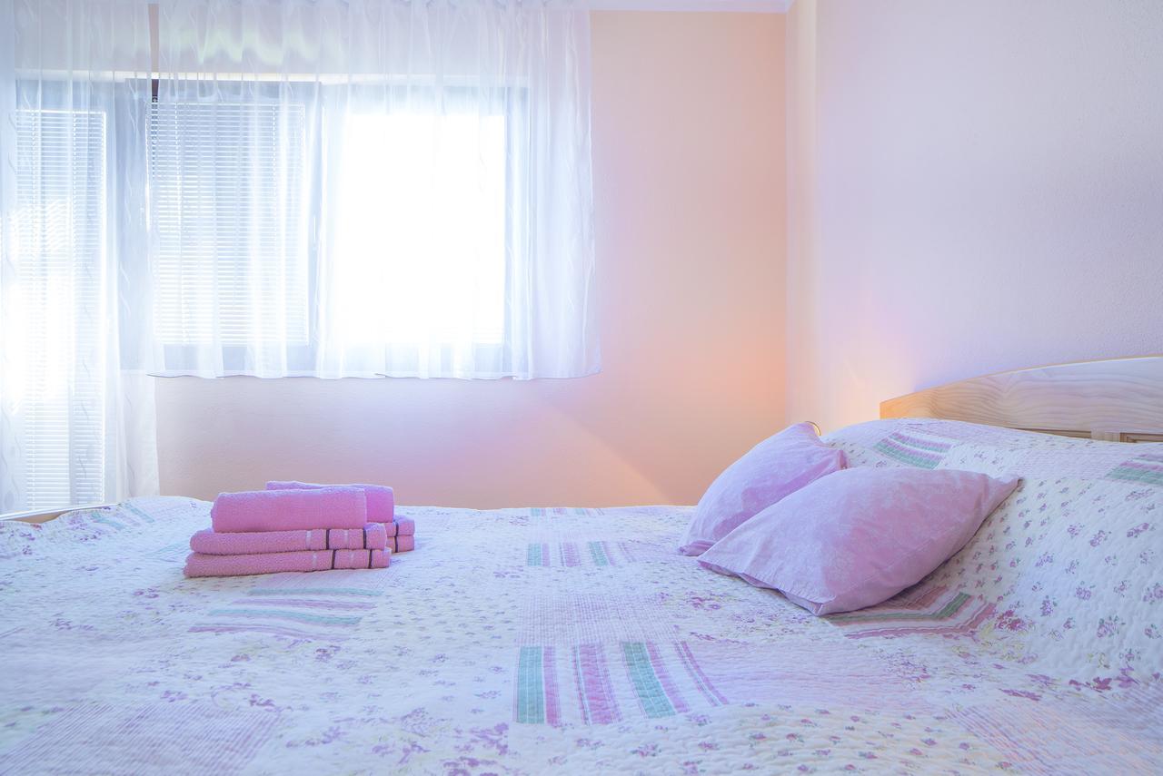 Apartment Ante Слуни Экстерьер фото