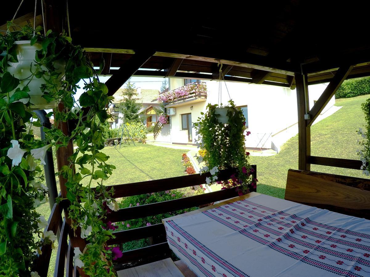 Apartment Ante Слуни Экстерьер фото